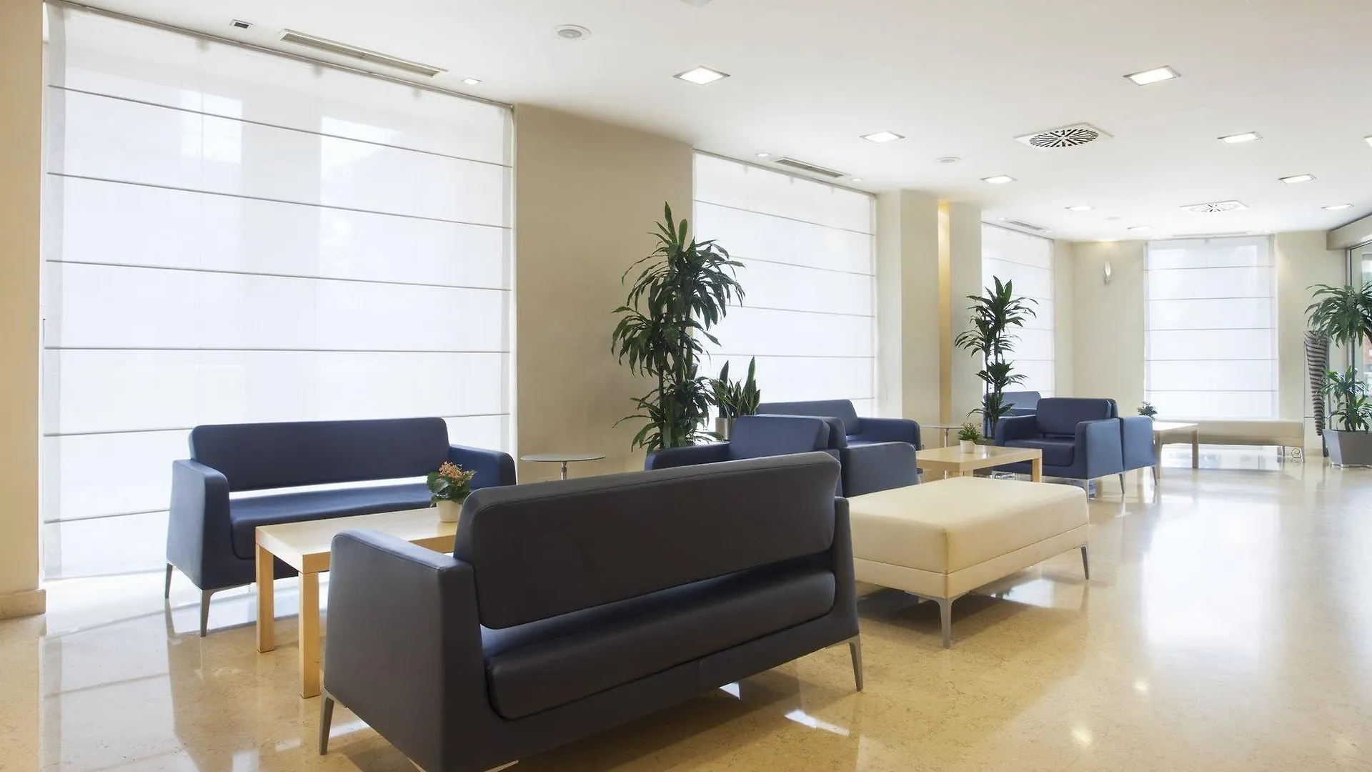 Hotel Holiday Inn Milan Garibaldi Station By Ihg