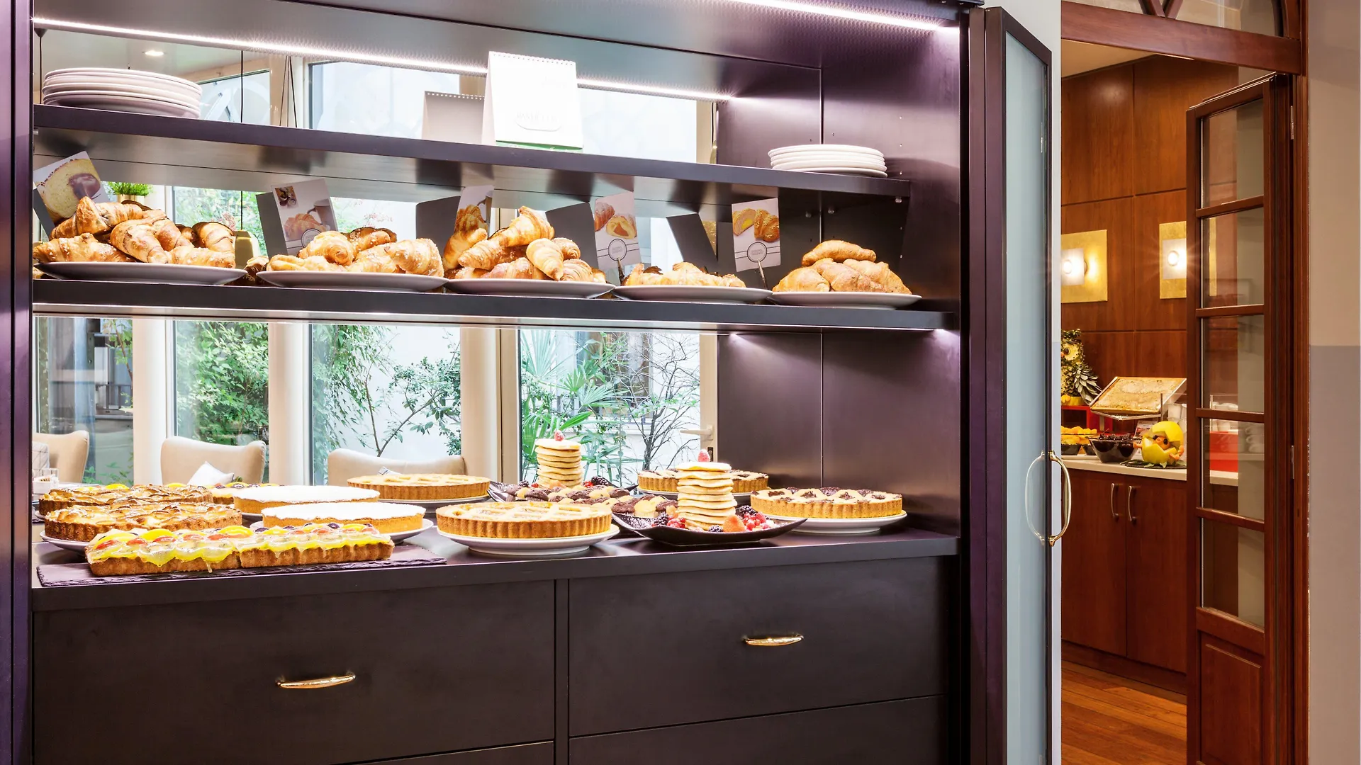 **** Hotel Holiday Inn Milan Garibaldi Station By Ihg Italië