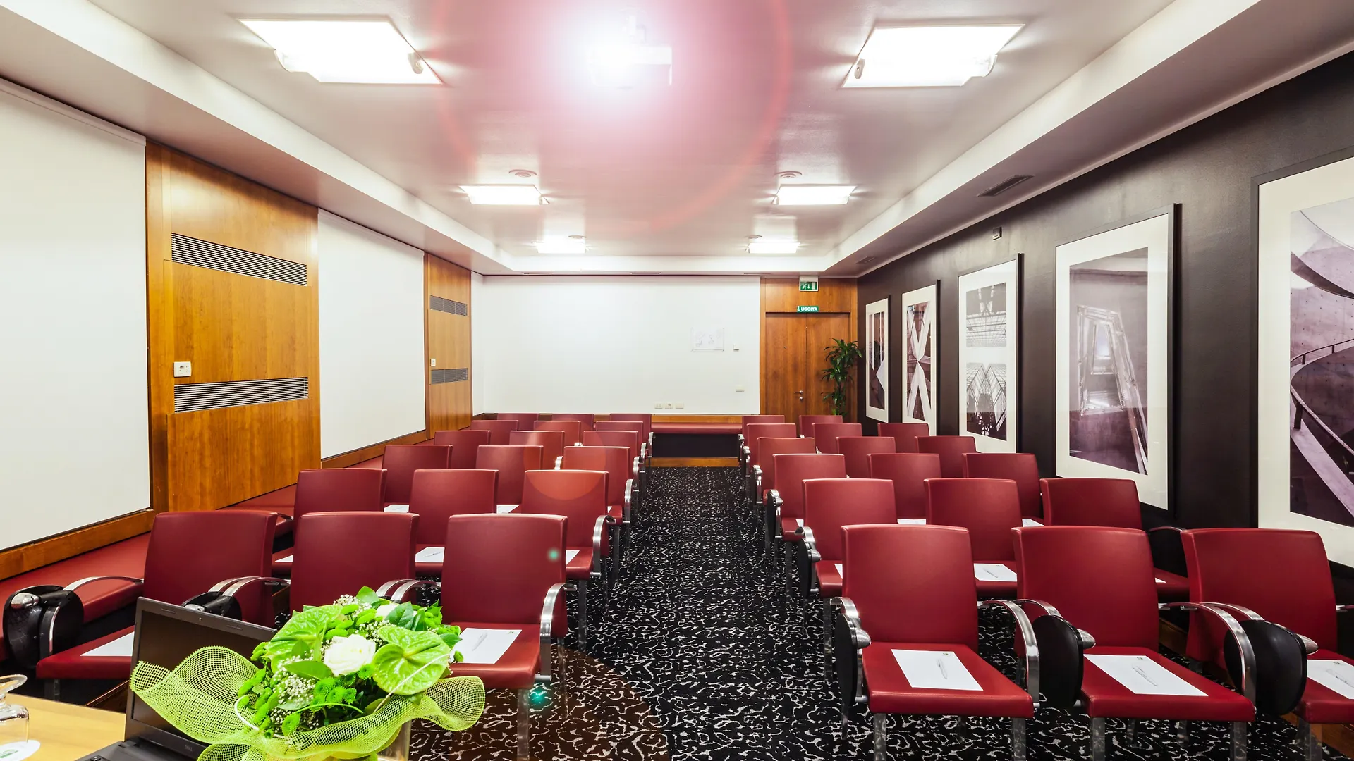 Hotel Holiday Inn Milan Garibaldi Station By Ihg
