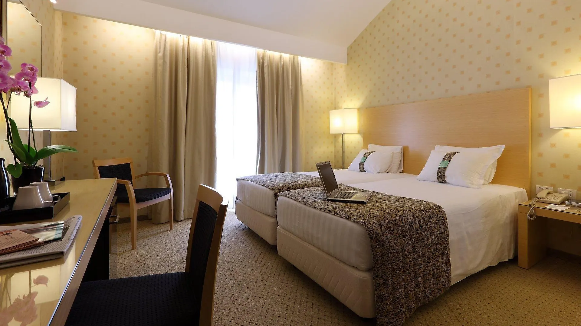 Hotel Holiday Inn Milan Garibaldi Station By Ihg