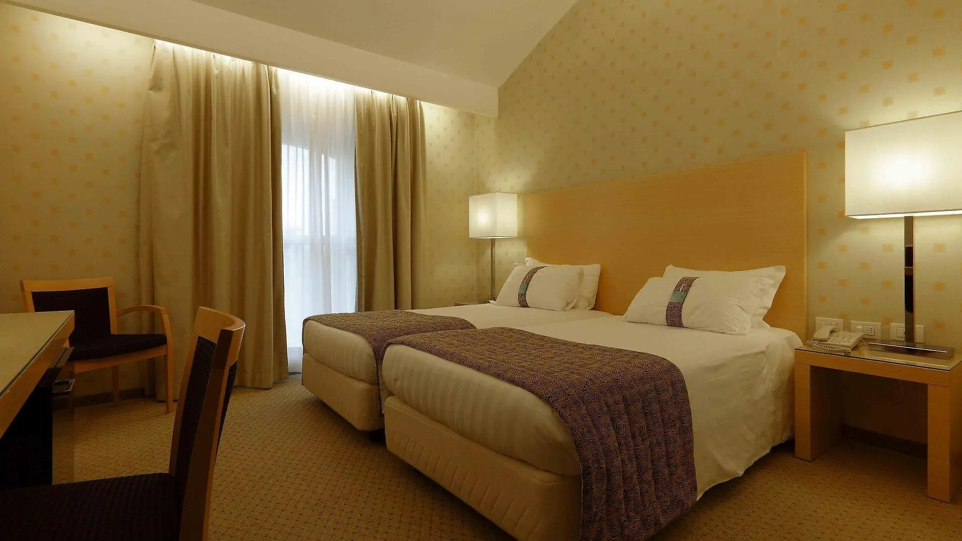 Holiday Inn Milan Garibaldi Station By Ihg Hotel