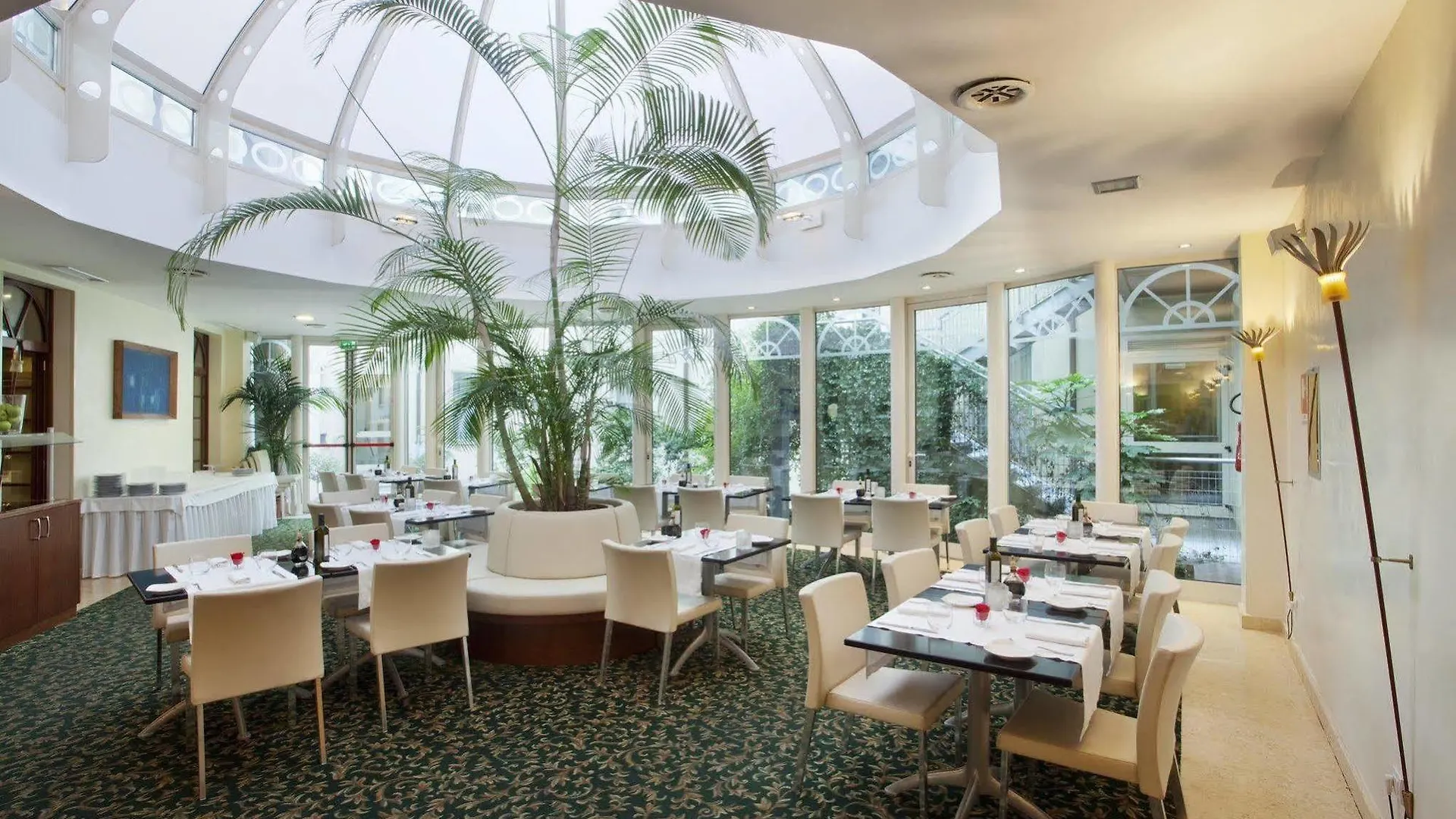 Holiday Inn Milan Garibaldi Station By Ihg Hotel