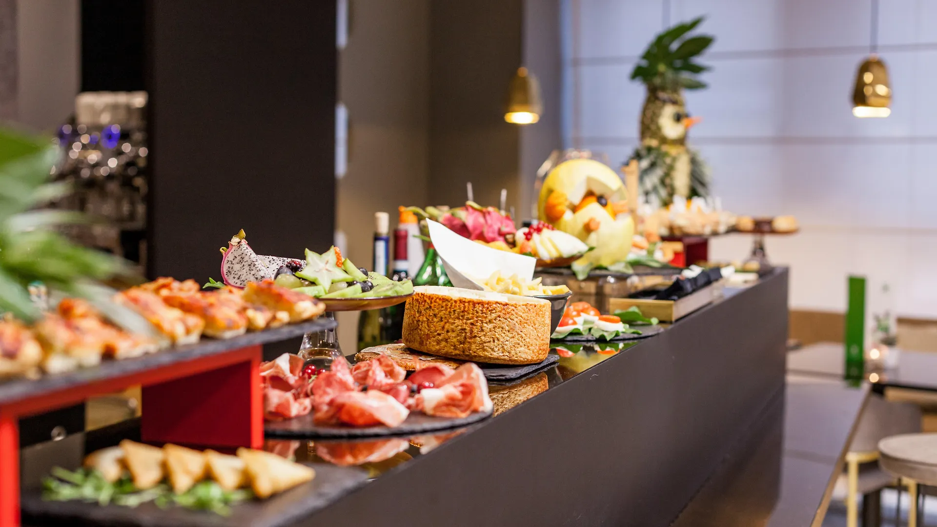Holiday Inn Milan Garibaldi Station By Ihg Hotel
